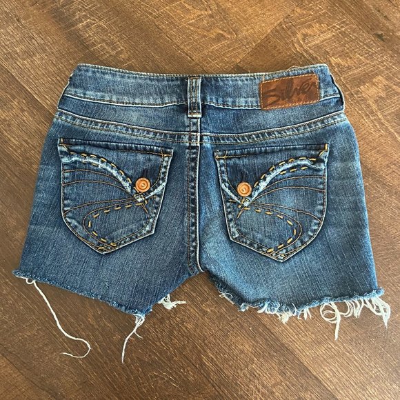 Silver Suki Surplus Jean Shorts - Size 25 - Picture 3 of 8